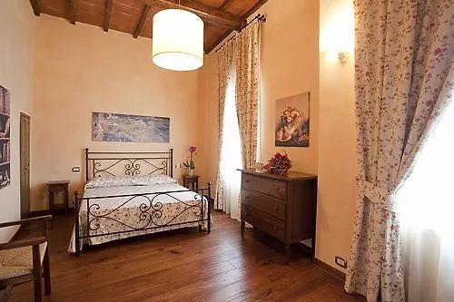 ***  Residenza Palazzo Saloni Aparthotel Montalcino Italien
